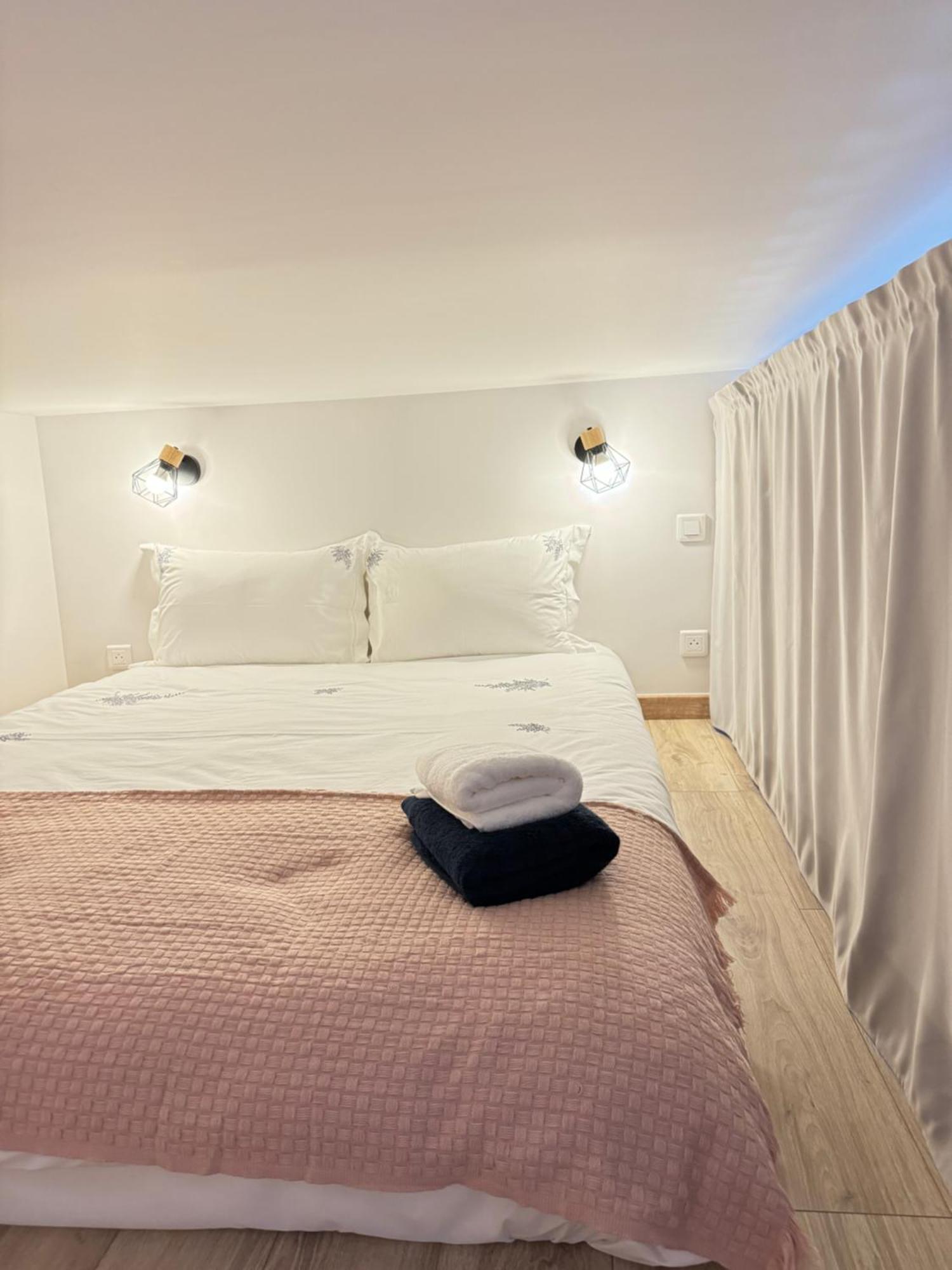 Appartement Chez Zenovia à Paris Extérieur photo